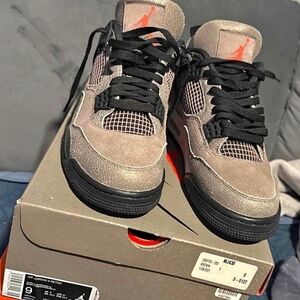 Jordan Sneakers - Black and Tan